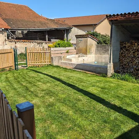 - Independant A Apartment Perouges